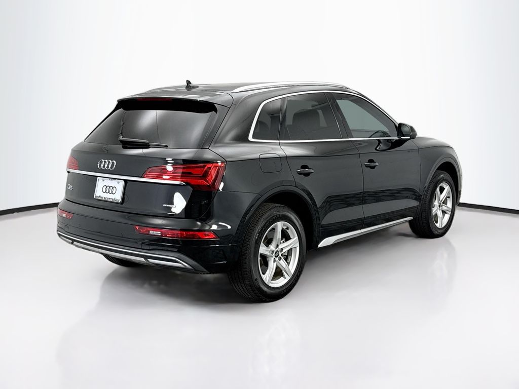 Thumbnail: 2023 Audi Q5 - 5