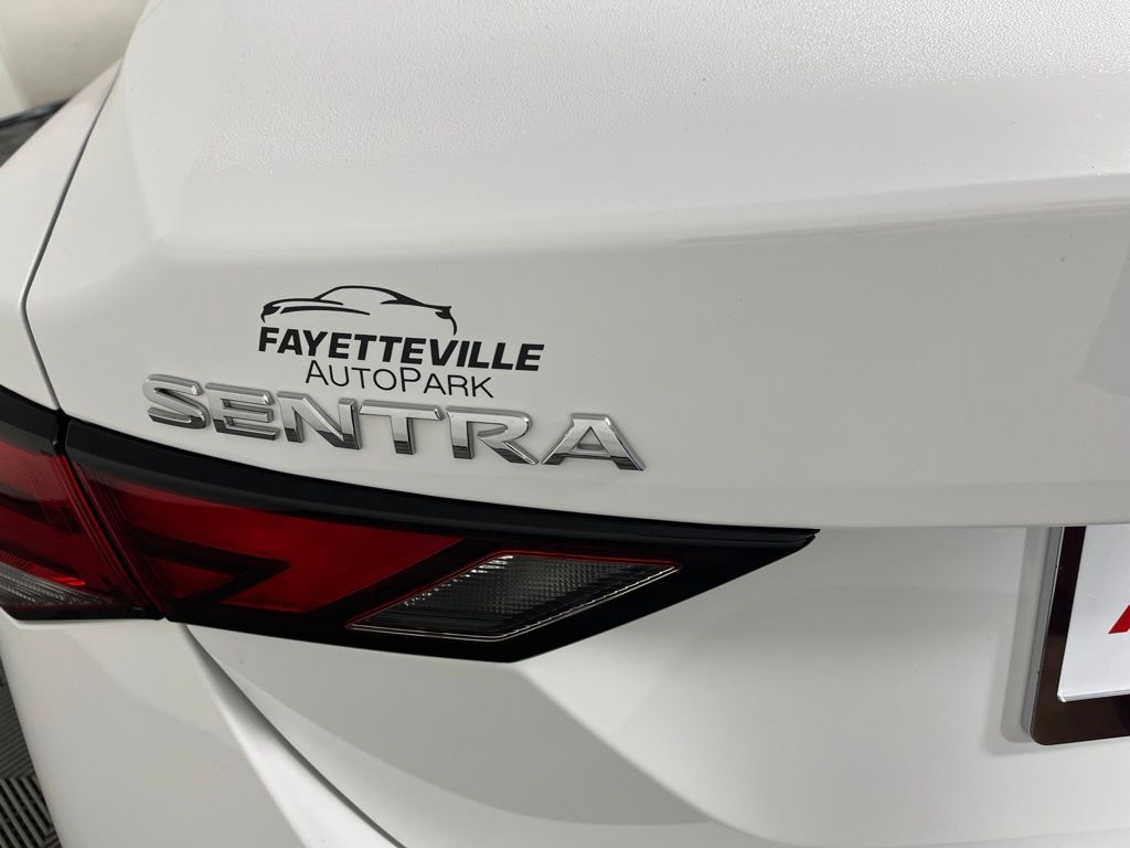 Thumbnail: 2024 Nissan Sentra - 4