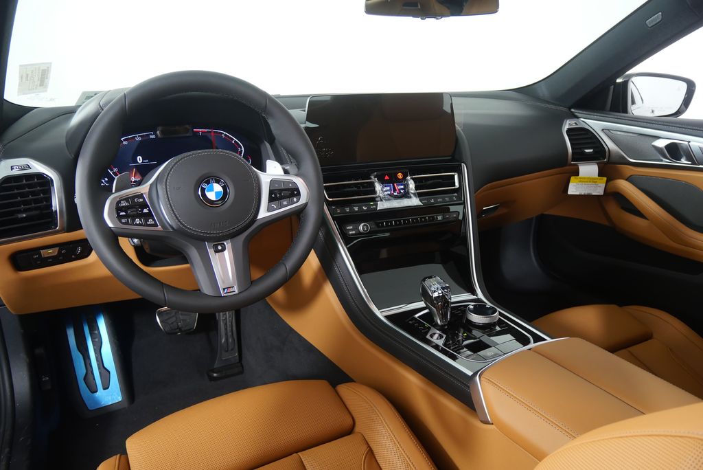 Thumbnail: 2026 BMW 8 Series - 18