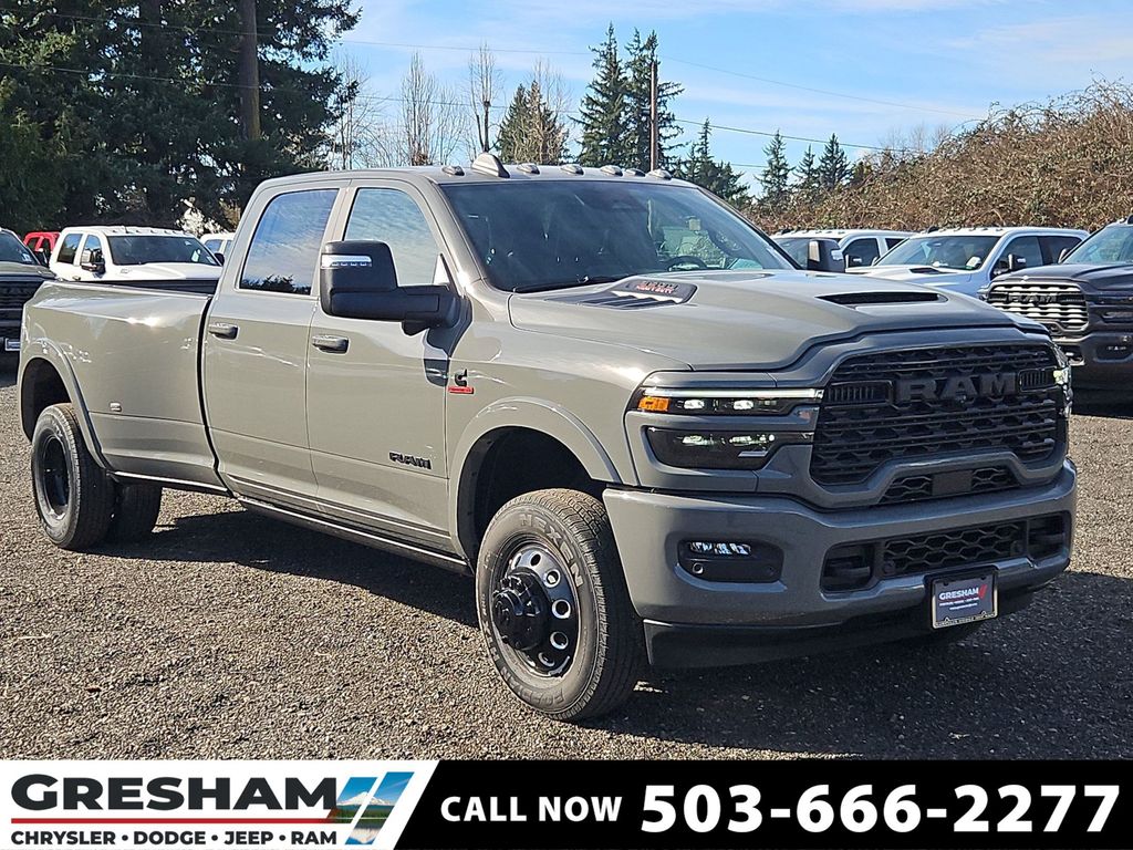 2026 RAM 3500 Limited Crew Cab LB DRW 4WD