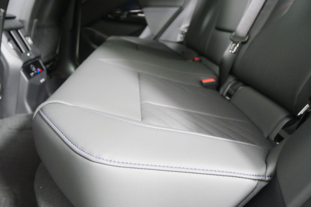 Thumbnail: 2026 BMW X3 - 14