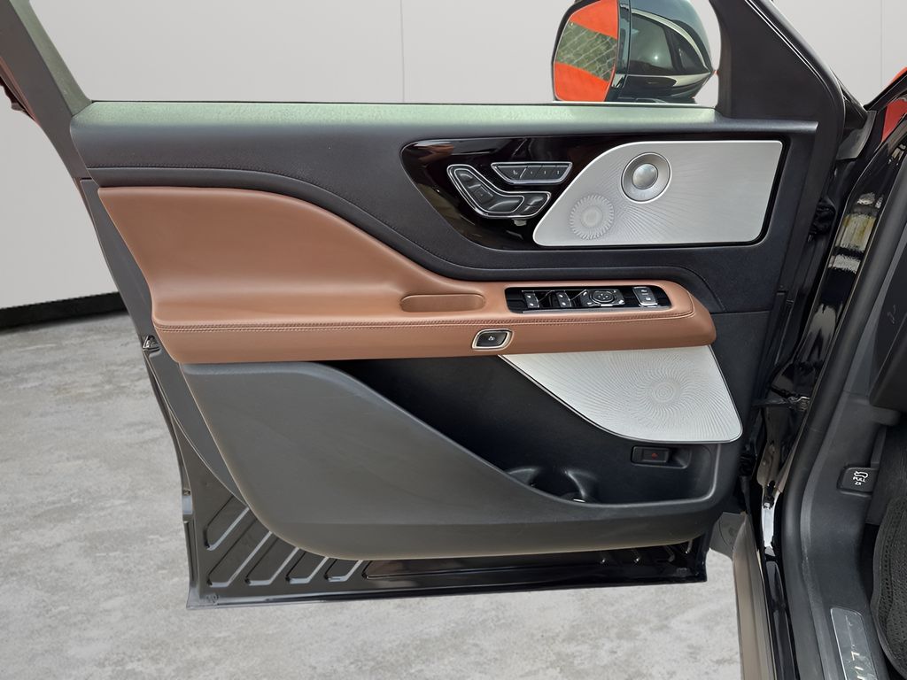 Used Car 2020 Lincoln Aviator  Reserve For Sale Under $25,000 In Austin, Texas