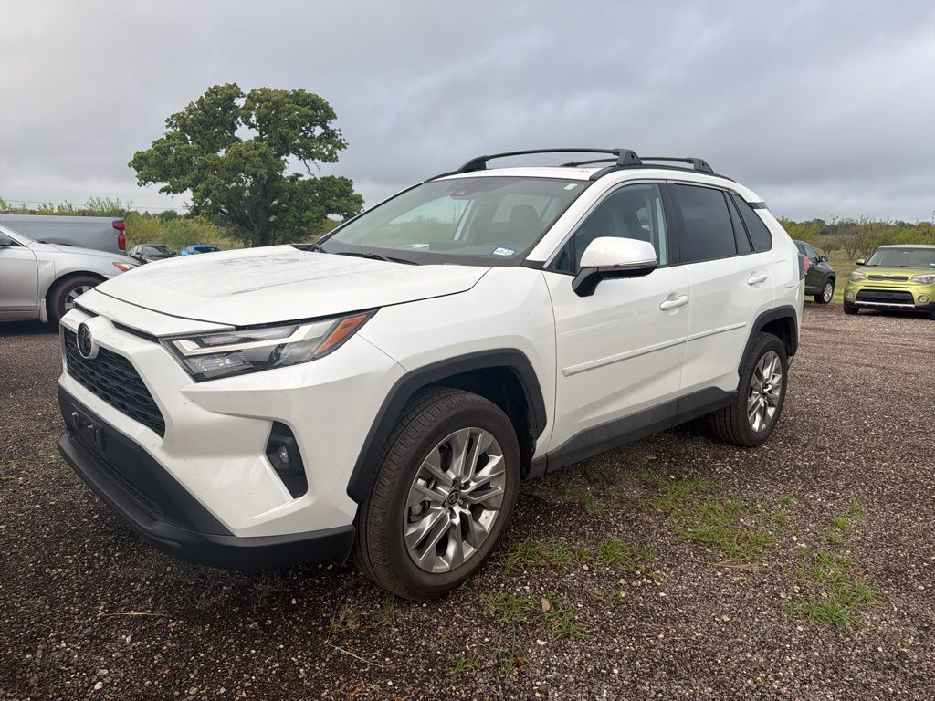 Ice Cap 2025 Toyota RAV4 XLE Premium FWD SUV / Crossover Front-Wheel Drive 8-Speed Automatic