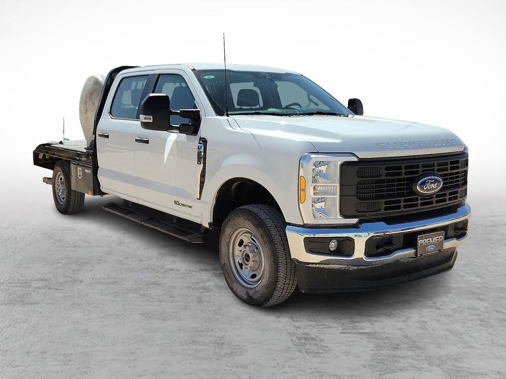 2025 Ford F-250 Super Duty XL Crew Cab LB 4WD
