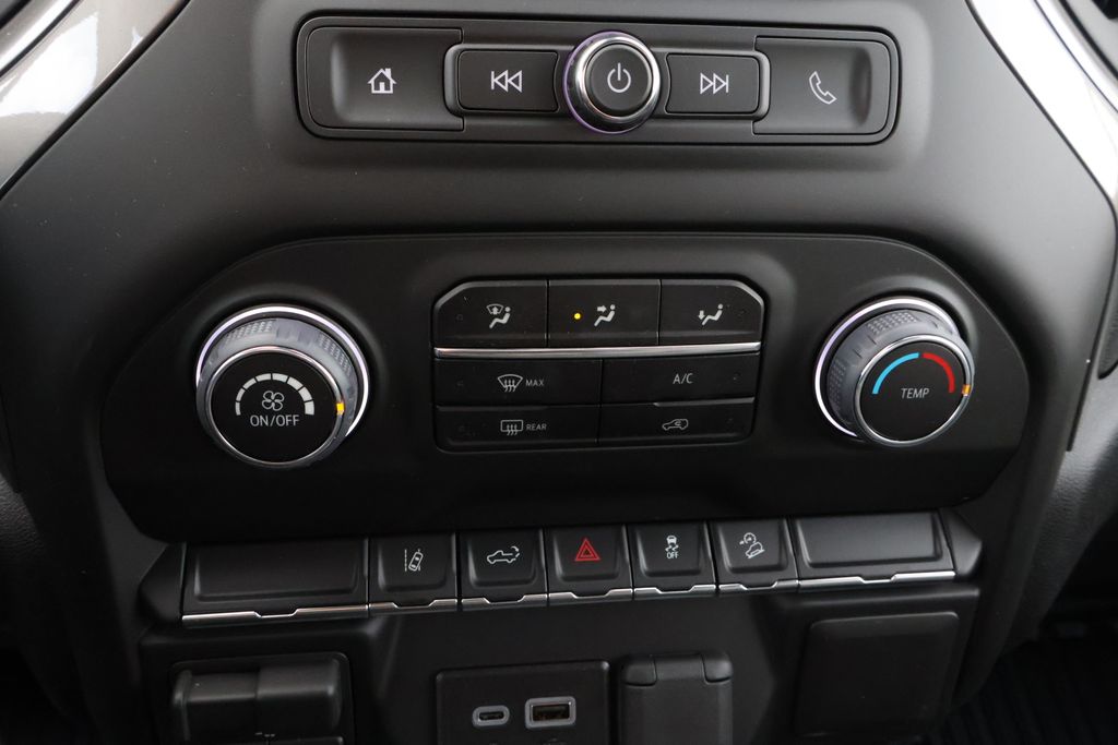 Thumbnail: 2026 Chevrolet Silverado 2500 - 27