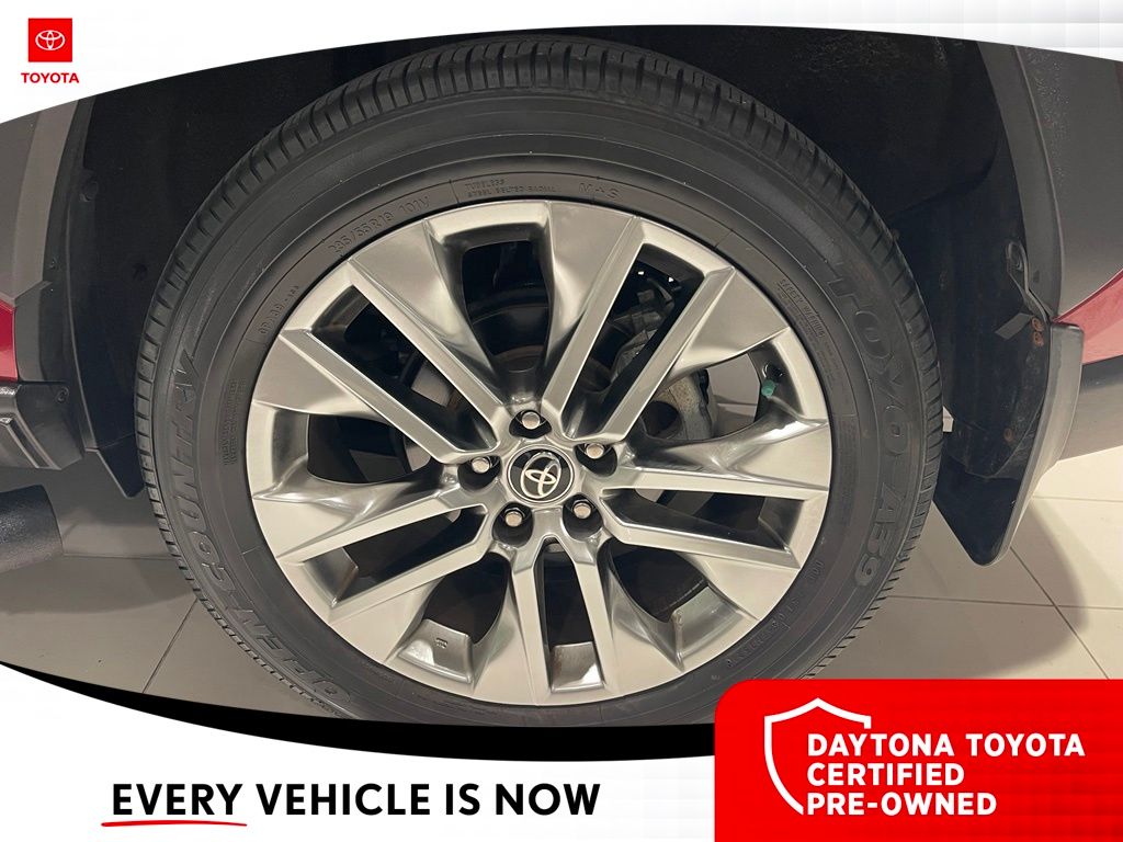 Used 2021 Toyota RAV4 SUV