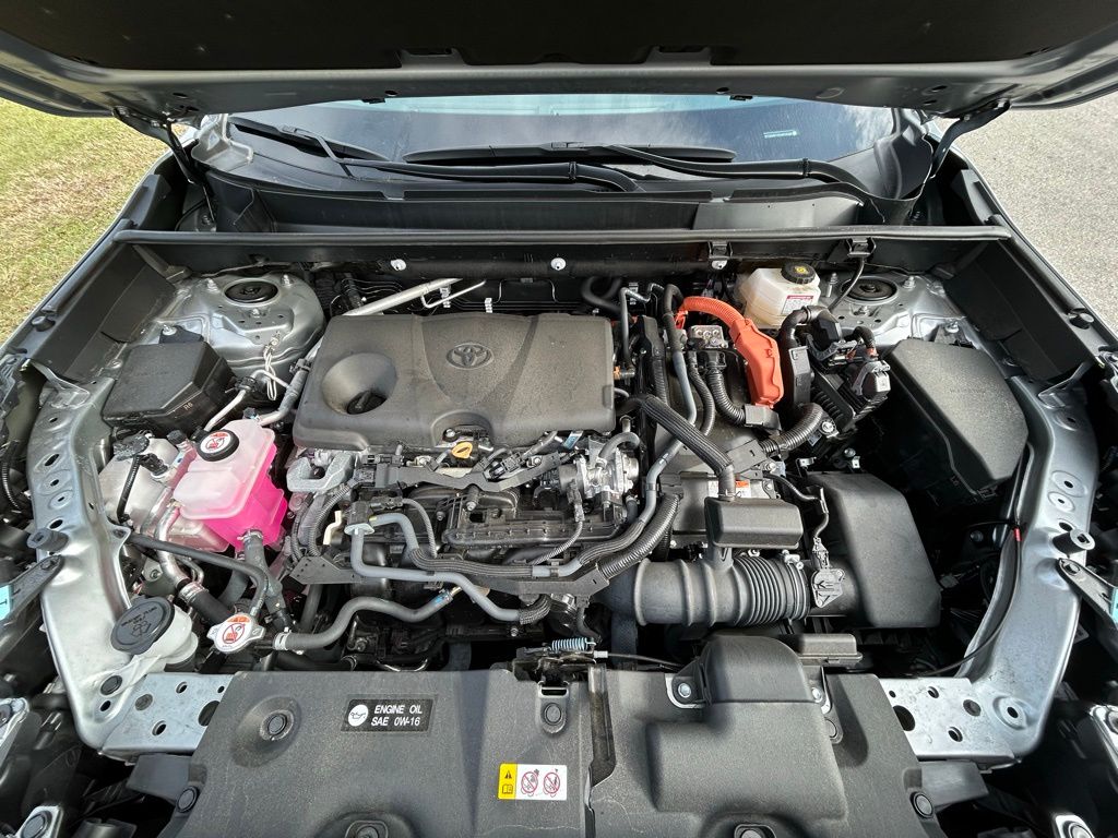 Thumbnail: 2025 Toyota RAV4 - 11