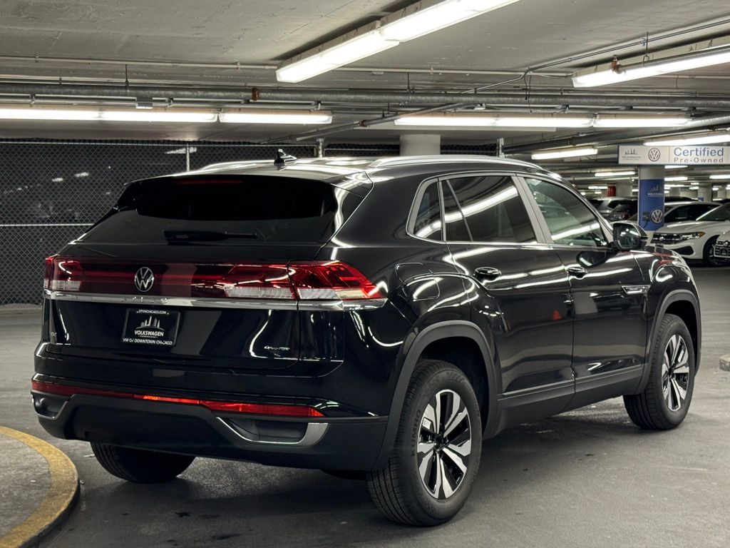 2024 Volkswagen Atlas Cross Sport 2.0T SE 5