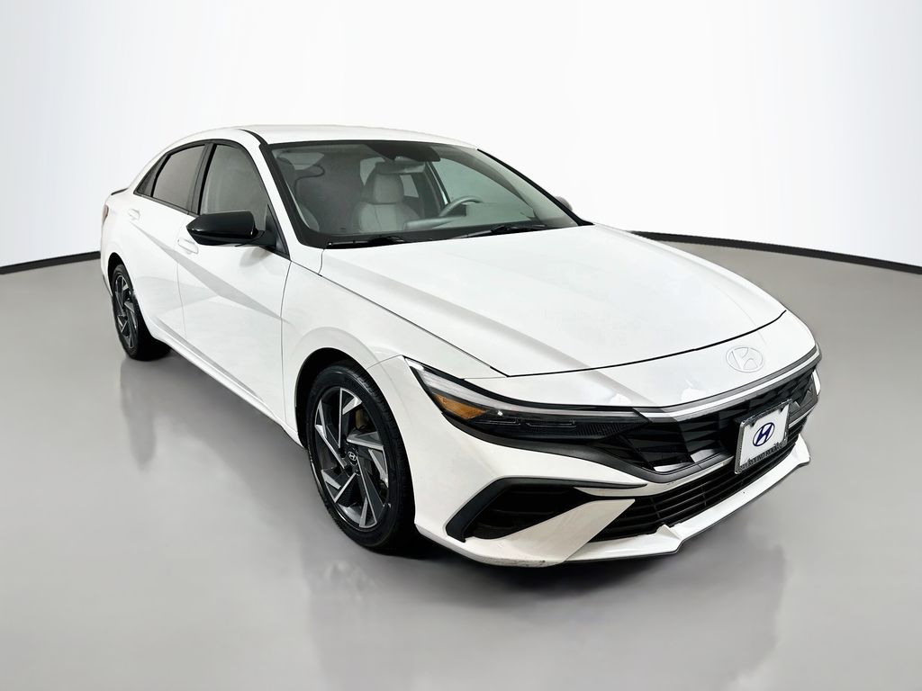 Thumbnail: 2025 Hyundai Elantra - 3