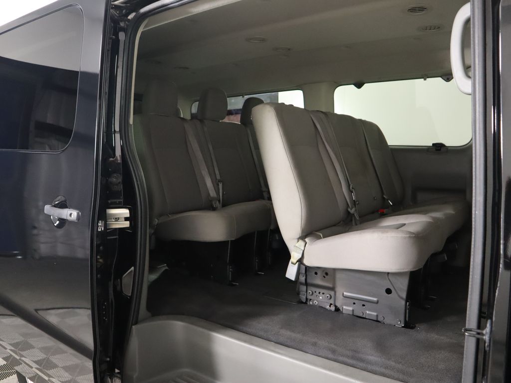 Thumbnail: 2020 Nissan NV - 25