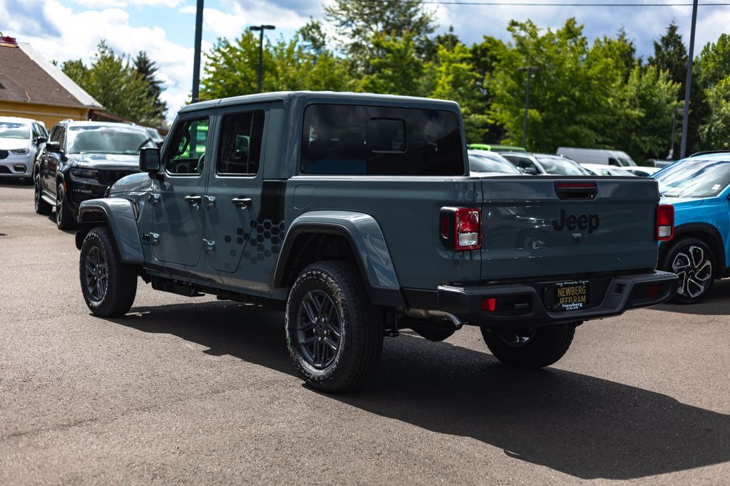 2026 Jeep Gladiator Sport S thumbnail 12