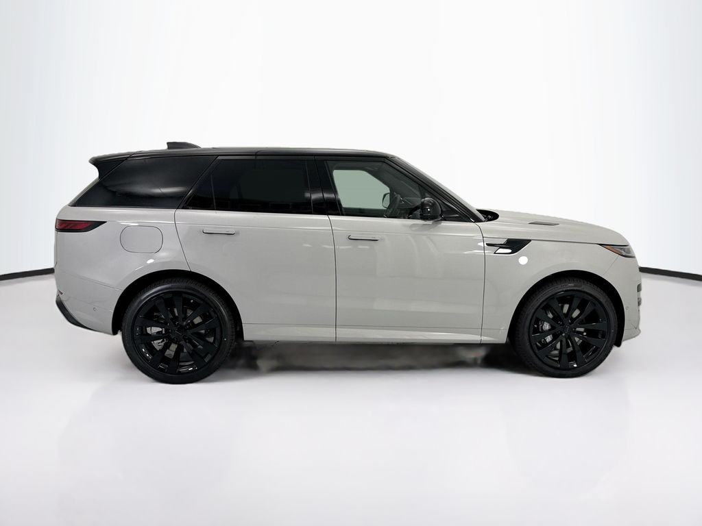 Thumbnail: 2026 Land Rover Range Rover Sport - 4
