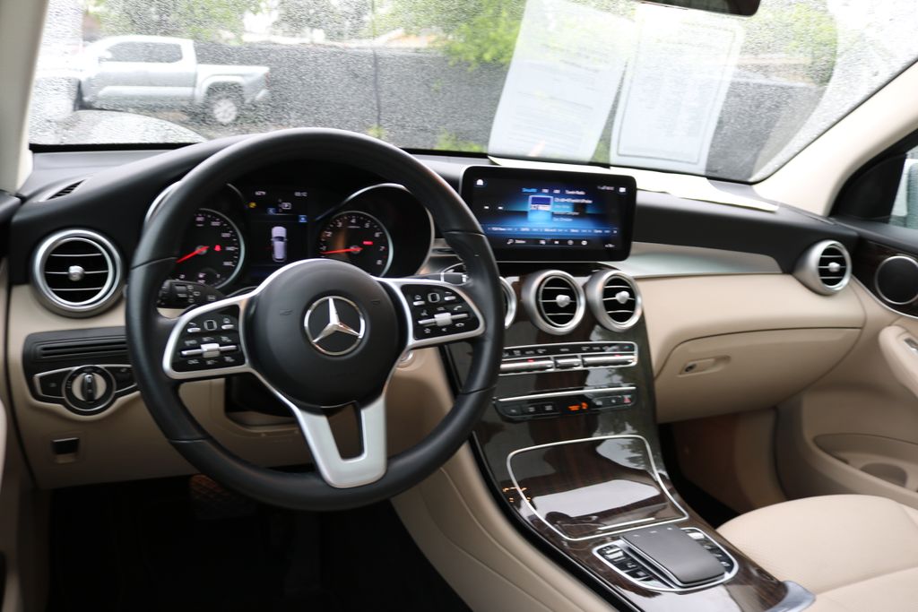 Used Car 2022 Mercedes-benz Glc  Glc 300 For Sale Under $35,000 In Austin, Texas