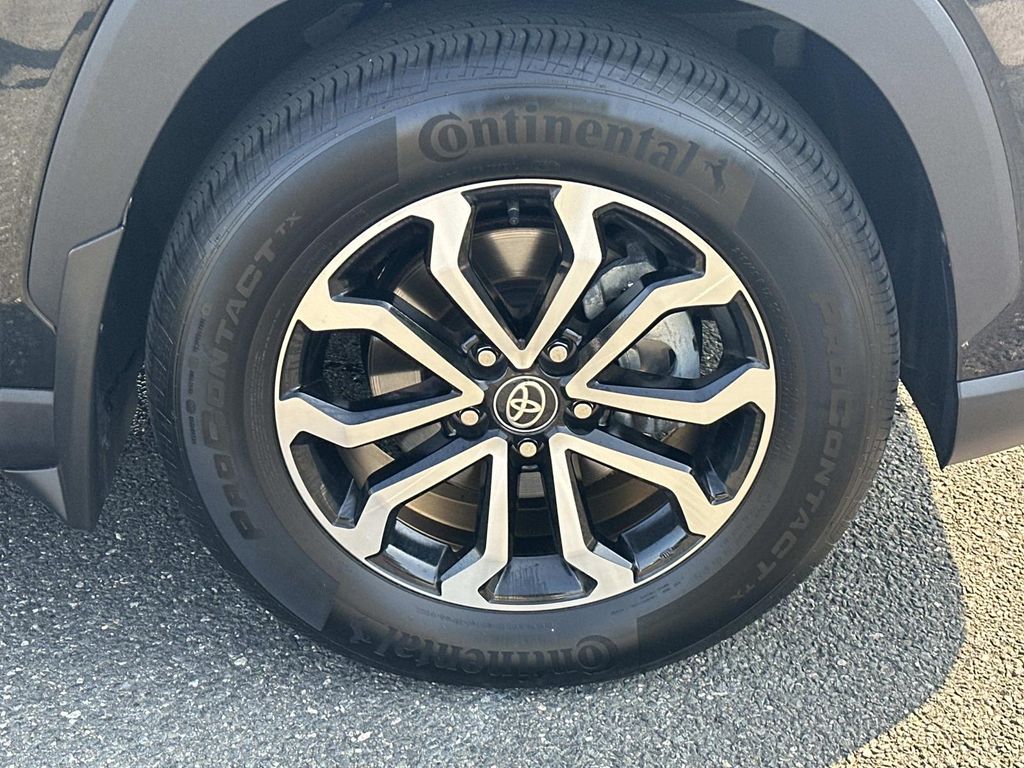 2026 Toyota Corolla Cross S - Photo 10