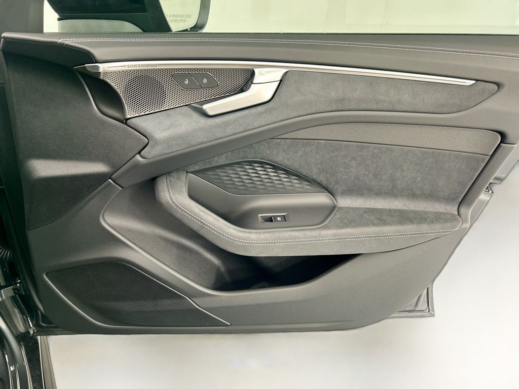 Thumbnail: 2026 Audi A6 - 24