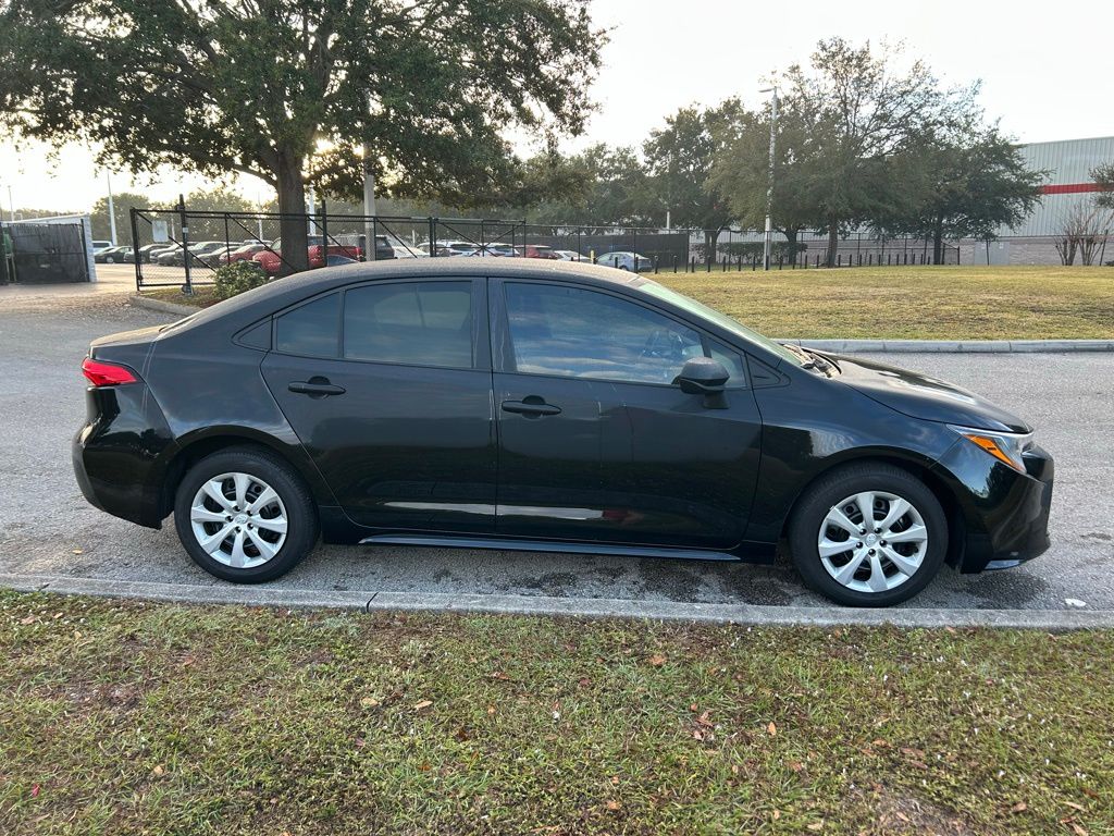 Thumbnail: 2024 Toyota Corolla - 6