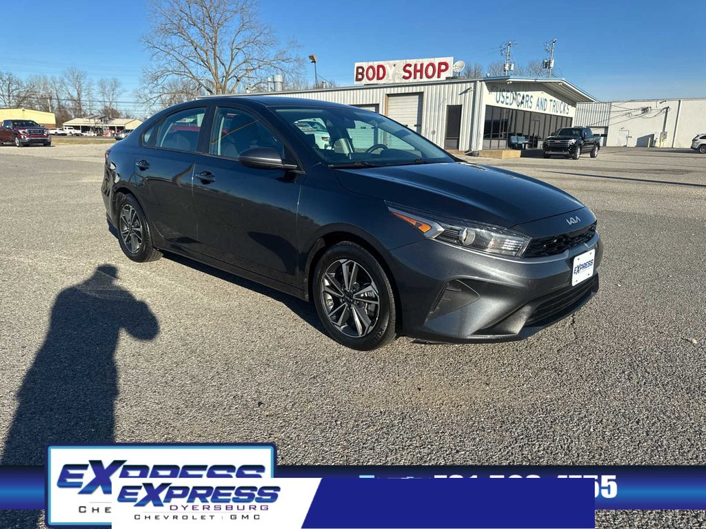 2024 Kia Forte LXS FWD