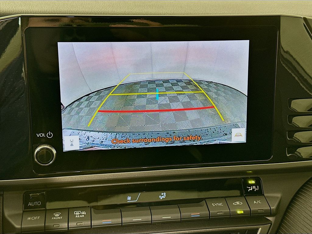 Thumbnail: 2025 Toyota Camry - 14