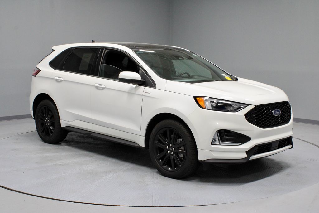 Star White Metallic Tri-Coat 2024 Ford Edge SUV / Crossover All-Wheel Drive 8-Speed Automatic