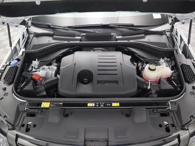 Thumbnail: 2025 Land Rover Range Rover - 31