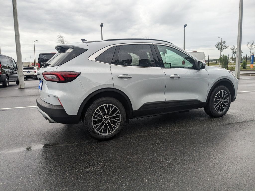 2025 Ford Escape PHEV