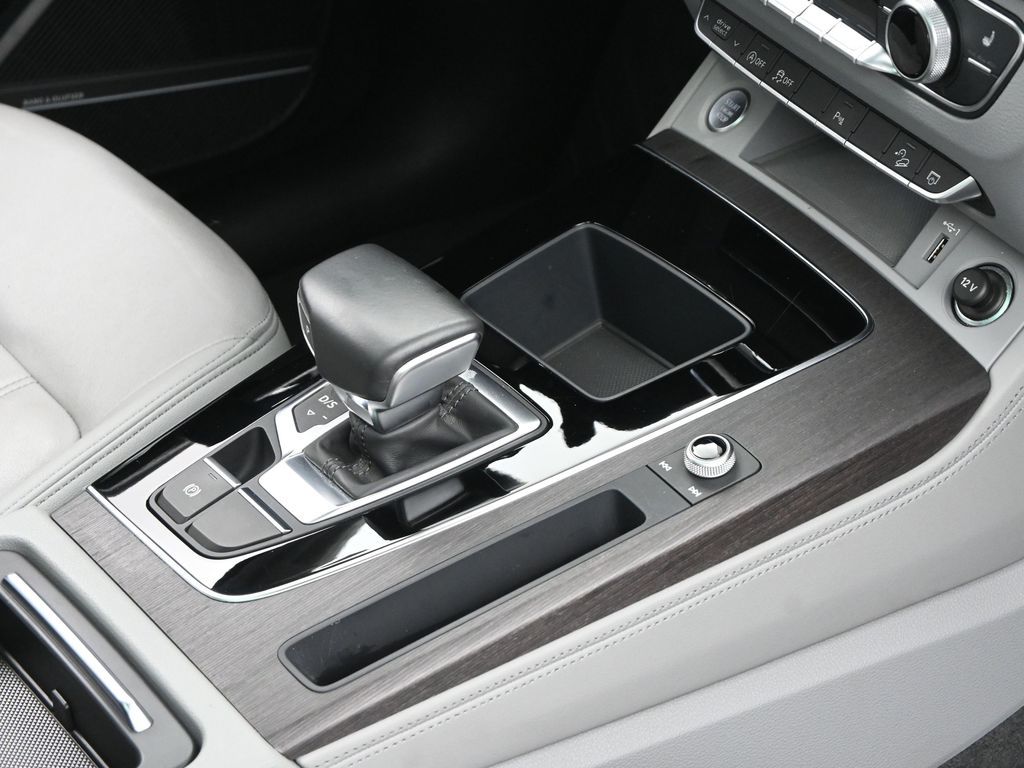 2022 Audi Q5 quattro S line Prem Plus 45 TFSI