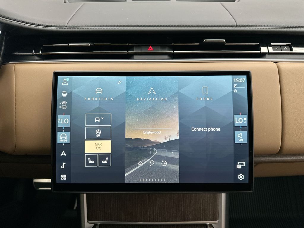 Thumbnail: 2026 Land Rover Range Rover - 21