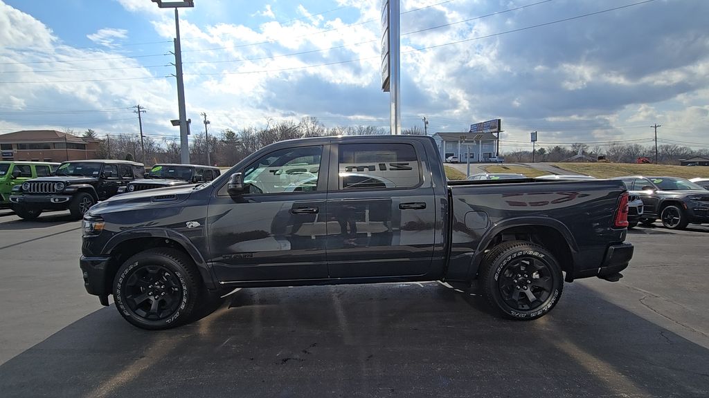 View vehicle photo 5