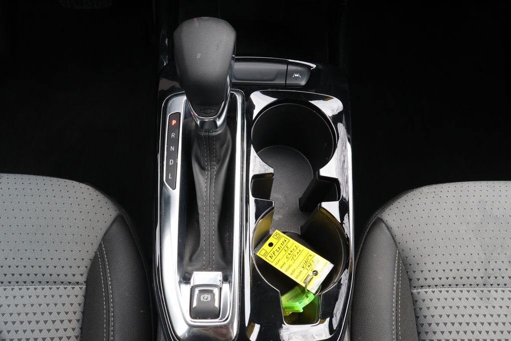 Thumbnail: 2025 Chevrolet Trax - 23