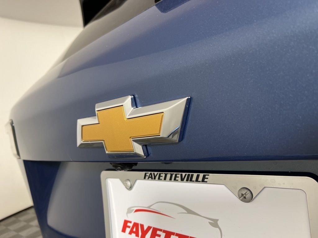 Thumbnail: 2026 Chevrolet Equinox - 10