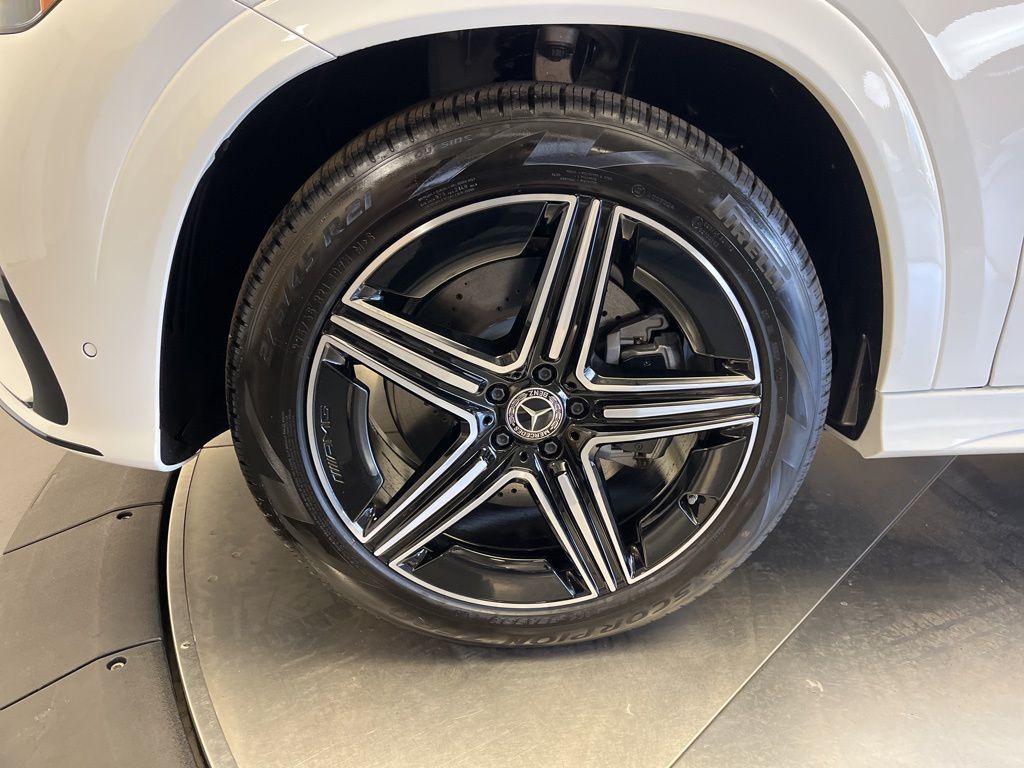 Thumbnail: 2026 Mercedes-Benz GLE - 10