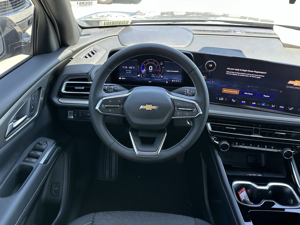 new 2026 Chevrolet Traverse car, priced at $38,295