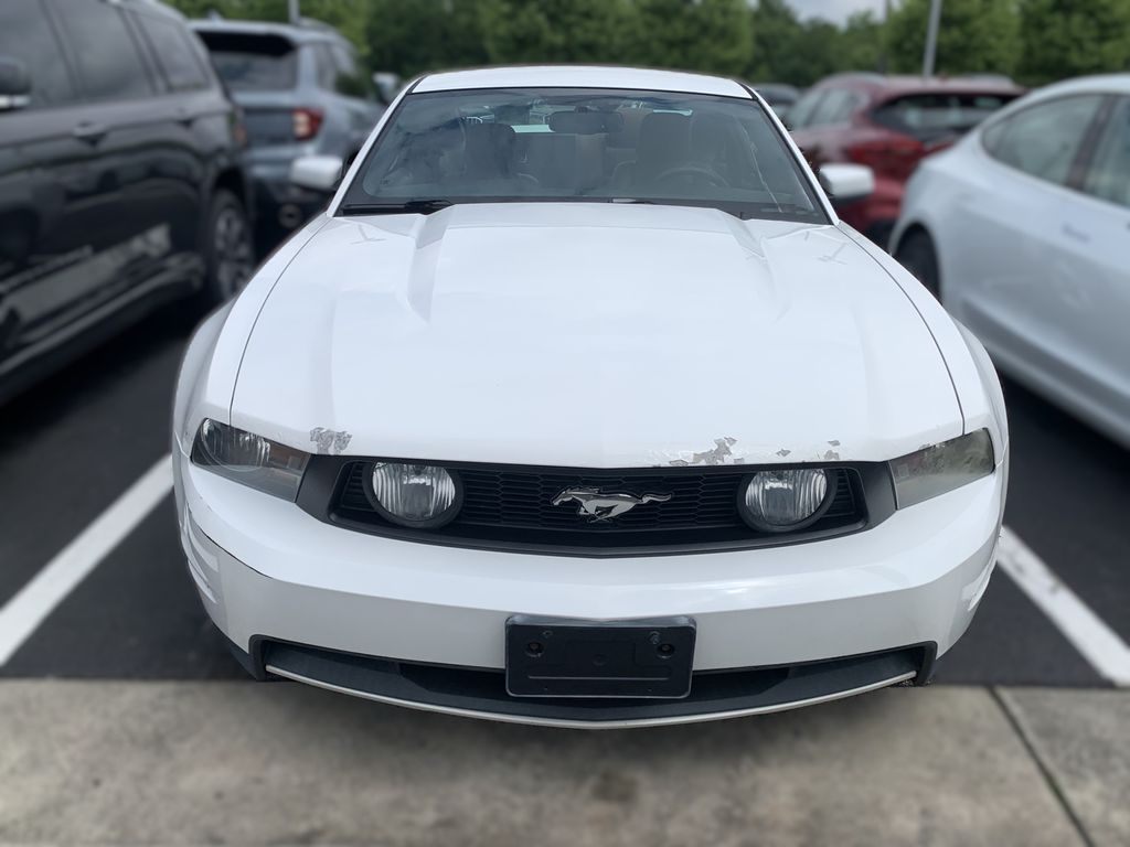 2011 Ford Mustang GT Premium 2