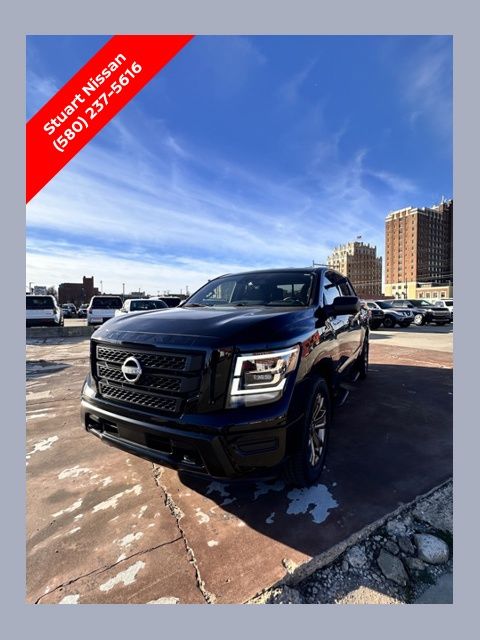Super Black 2024 Nissan Titan Pickup Truck Four-Wheel Drive 9-Speed Automatic