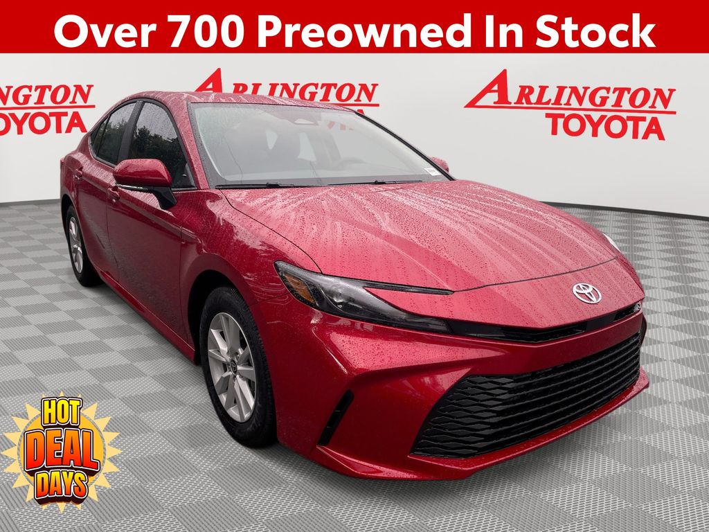 2026 Toyota Camry LE Hybrid's photo
