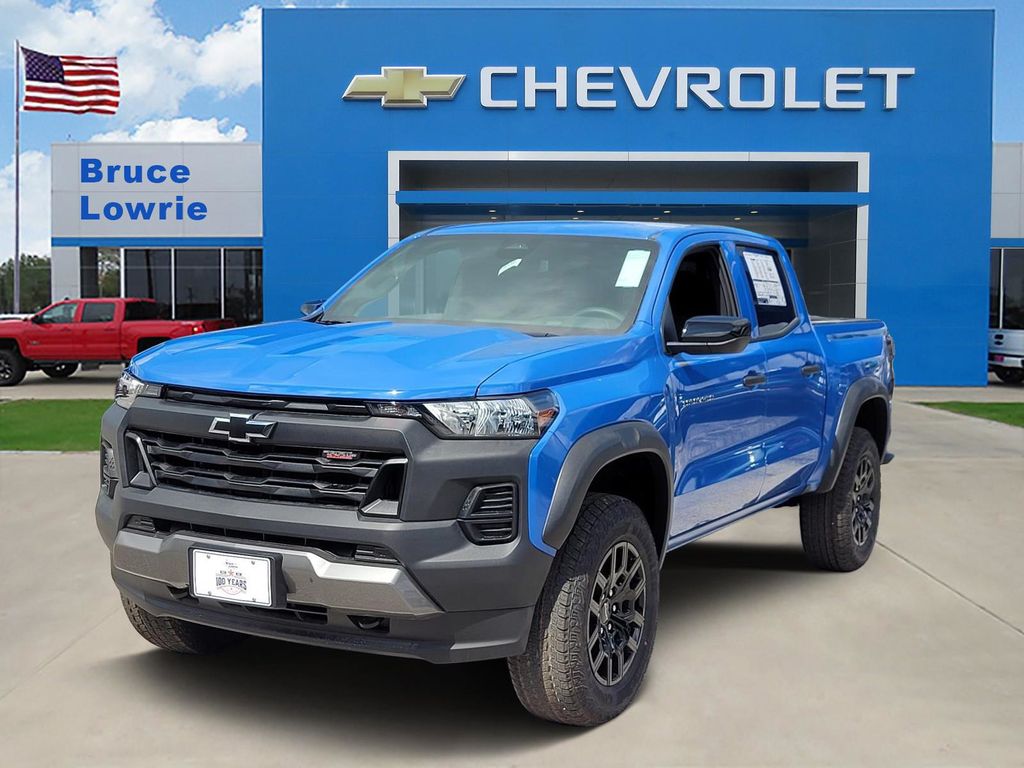 Blue Metallic 2026 Chevrolet Colorado Trail Boss Crew Cab 4WD Pickup Truck Four-Wheel Drive 8-Speed Automatic