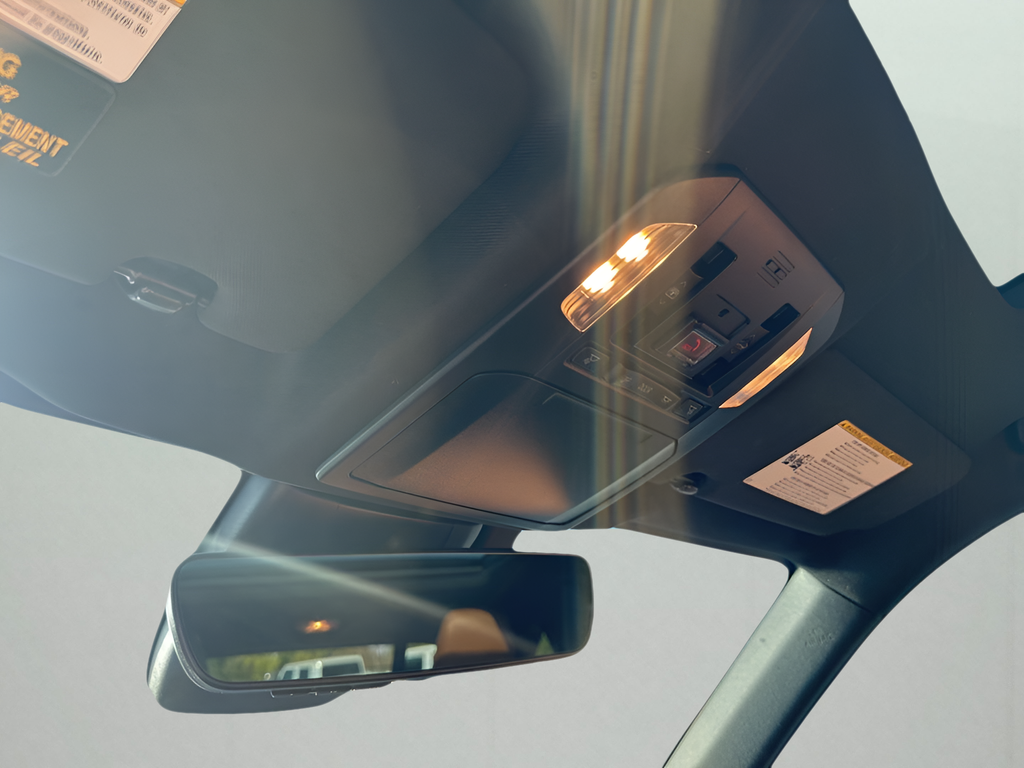 Used Car 2022 Toyota Highlander  Platinum For Sale Under $40,000 In Austin, Texas