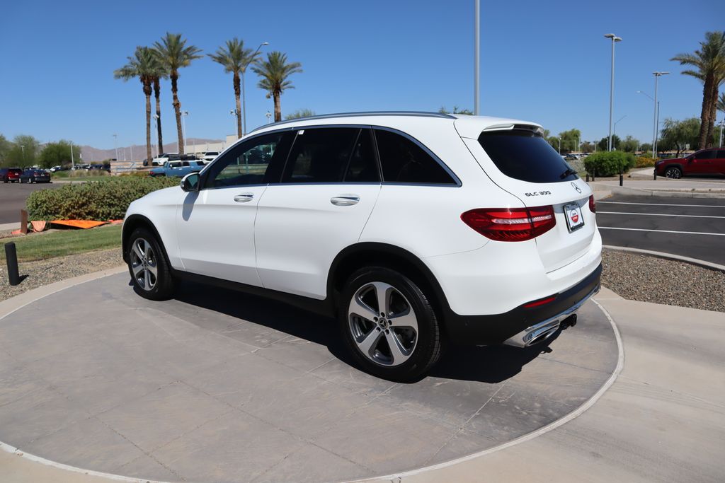 2019 Mercedes-Benz GLC 300 7