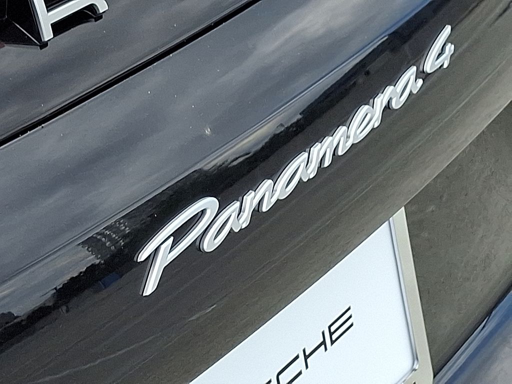 Thumbnail: 2025 Porsche Panamera - 27
