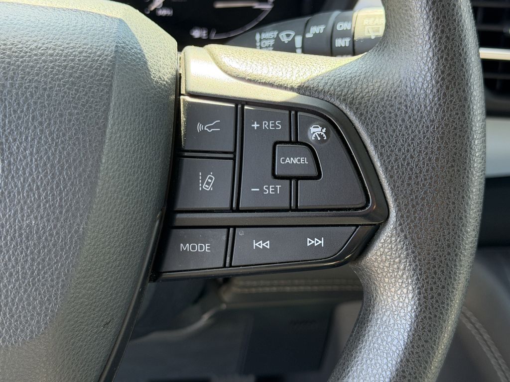 Used 2025 Toyota Sienna Van
