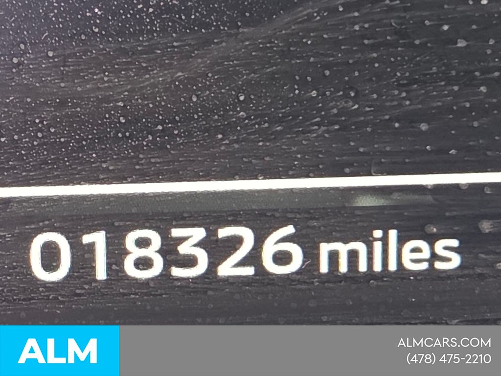 Used 2024  Mitsubishi SEL image 26