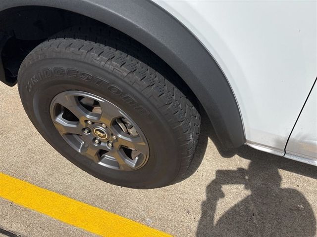 2025 Ford Bronco Base White at Legacy Ford