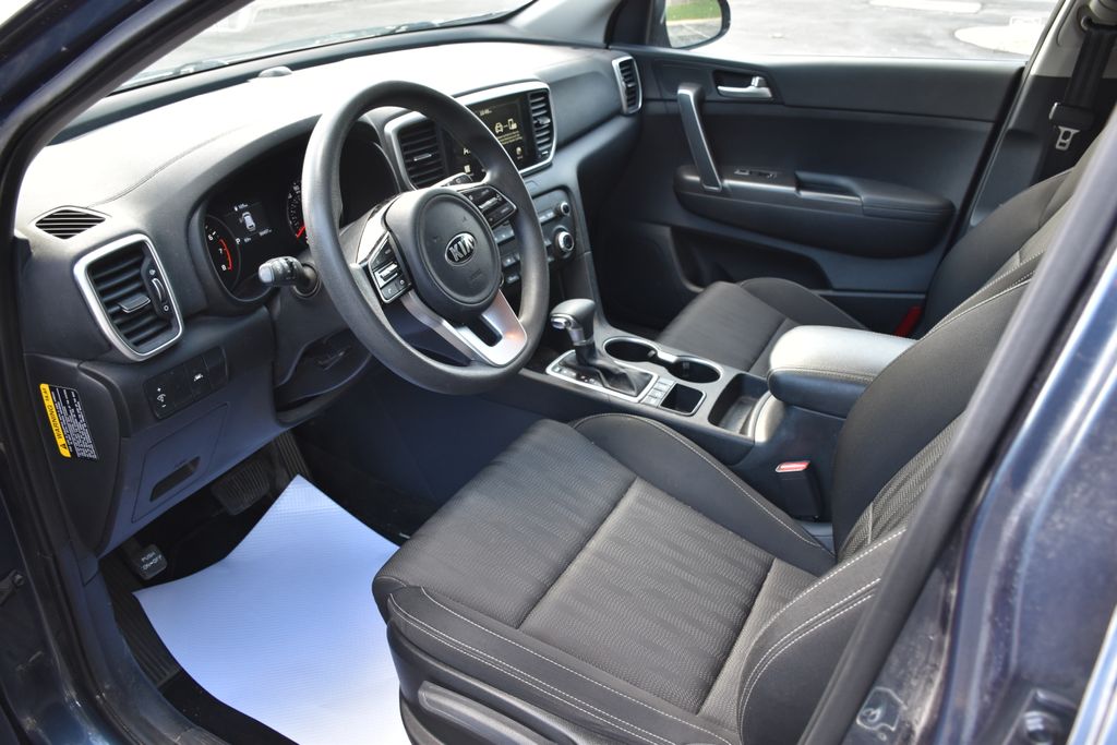 Thumbnail: 2021 Kia Sportage - 10