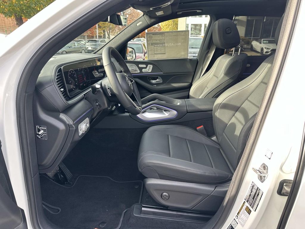 Thumbnail: 2026 Mercedes-Benz GLE - 16