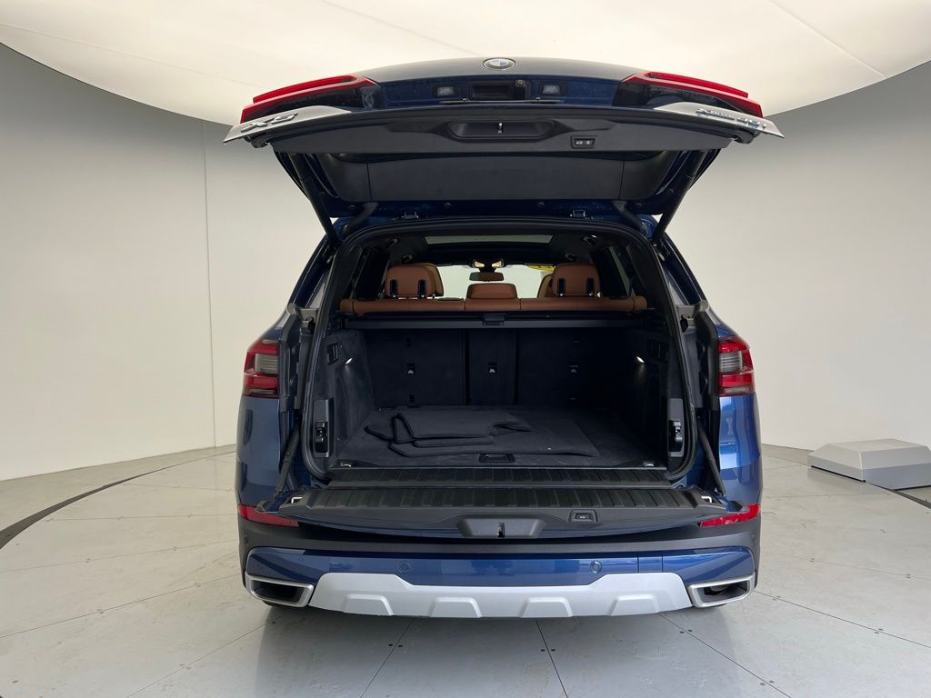 Thumbnail: 2021 BMW X5 - 5