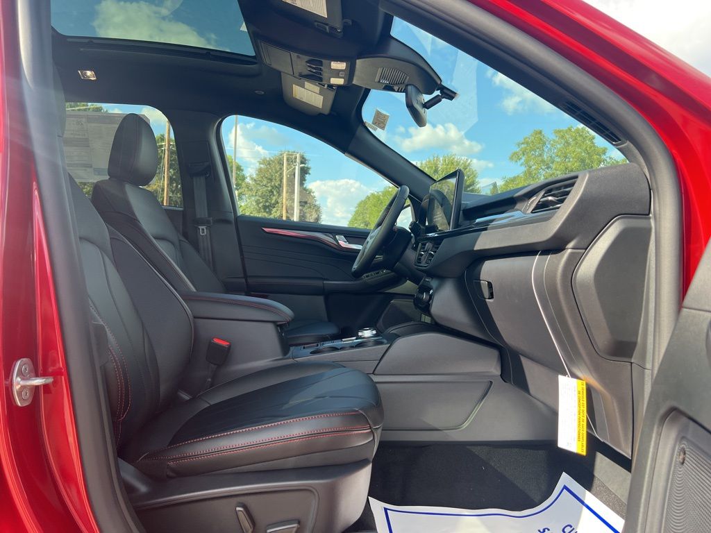 2025 Ford Escape
