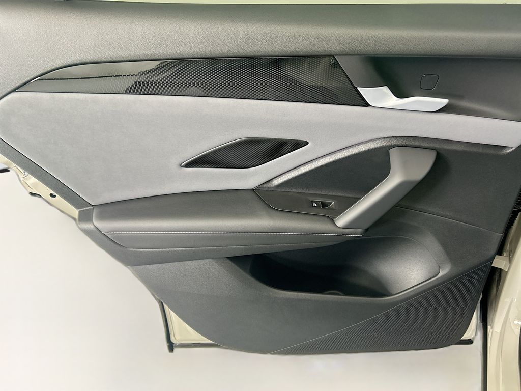 Thumbnail: 2026 Volkswagen Tiguan - 24