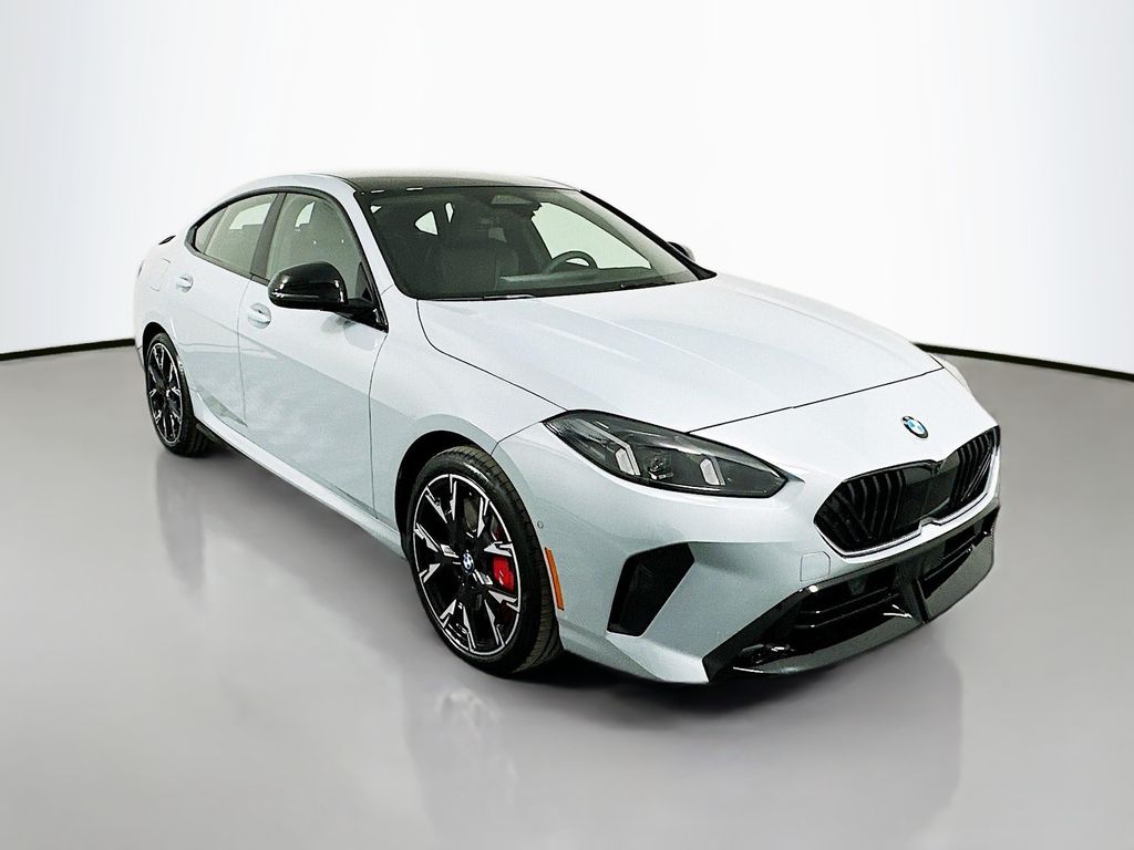 Thumbnail: 2026 BMW 2 Series - 3