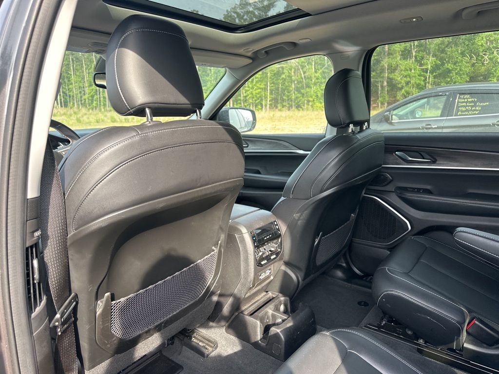 2022 Baltic Gray Metallic Clearcoat Jeep Grand Cherokee L Limited 4X4 SUV