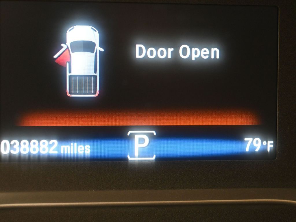 Used 2023 Platinum White Pearl Honda RTL image 17